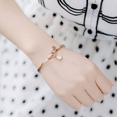 Small fresh Bracelet lady Kaka Korean Korean students all-match Mori bestie simple minimalist Rose Gold Bracelet